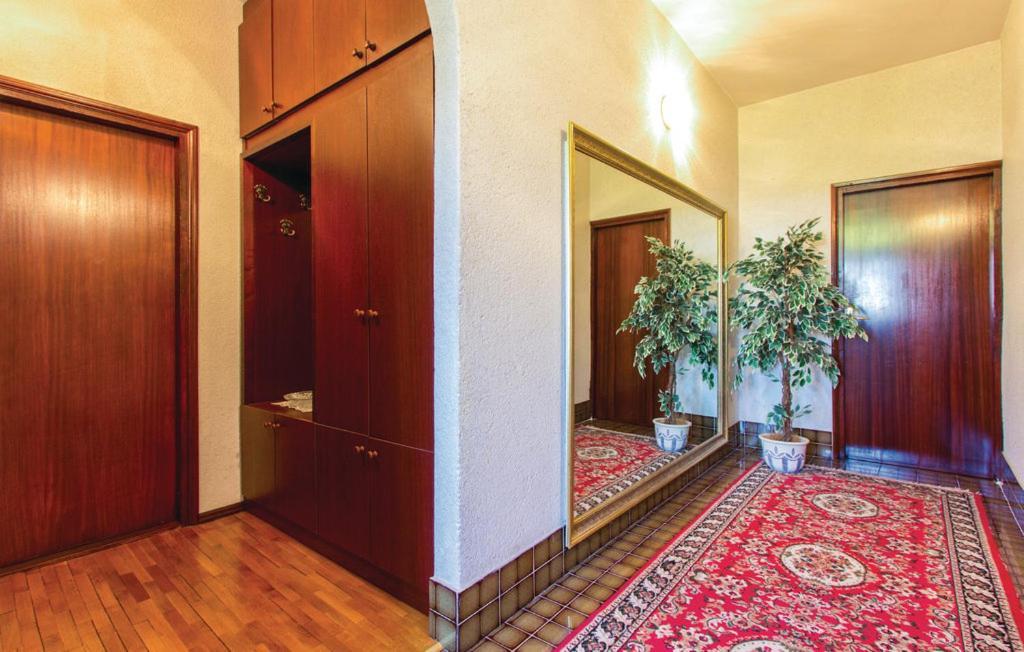 Rooms Croatia With Parking, Kitchen And Dining Area For Guests Rijeka Exterior foto