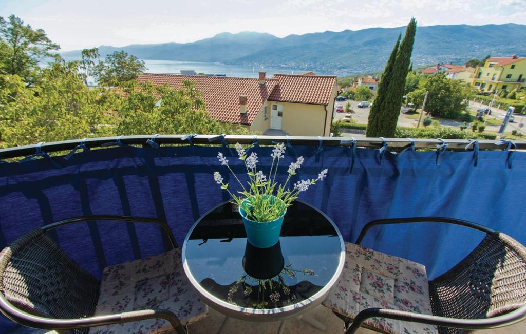 Rooms Croatia With Parking, Kitchen And Dining Area For Guests Rijeka Exterior foto